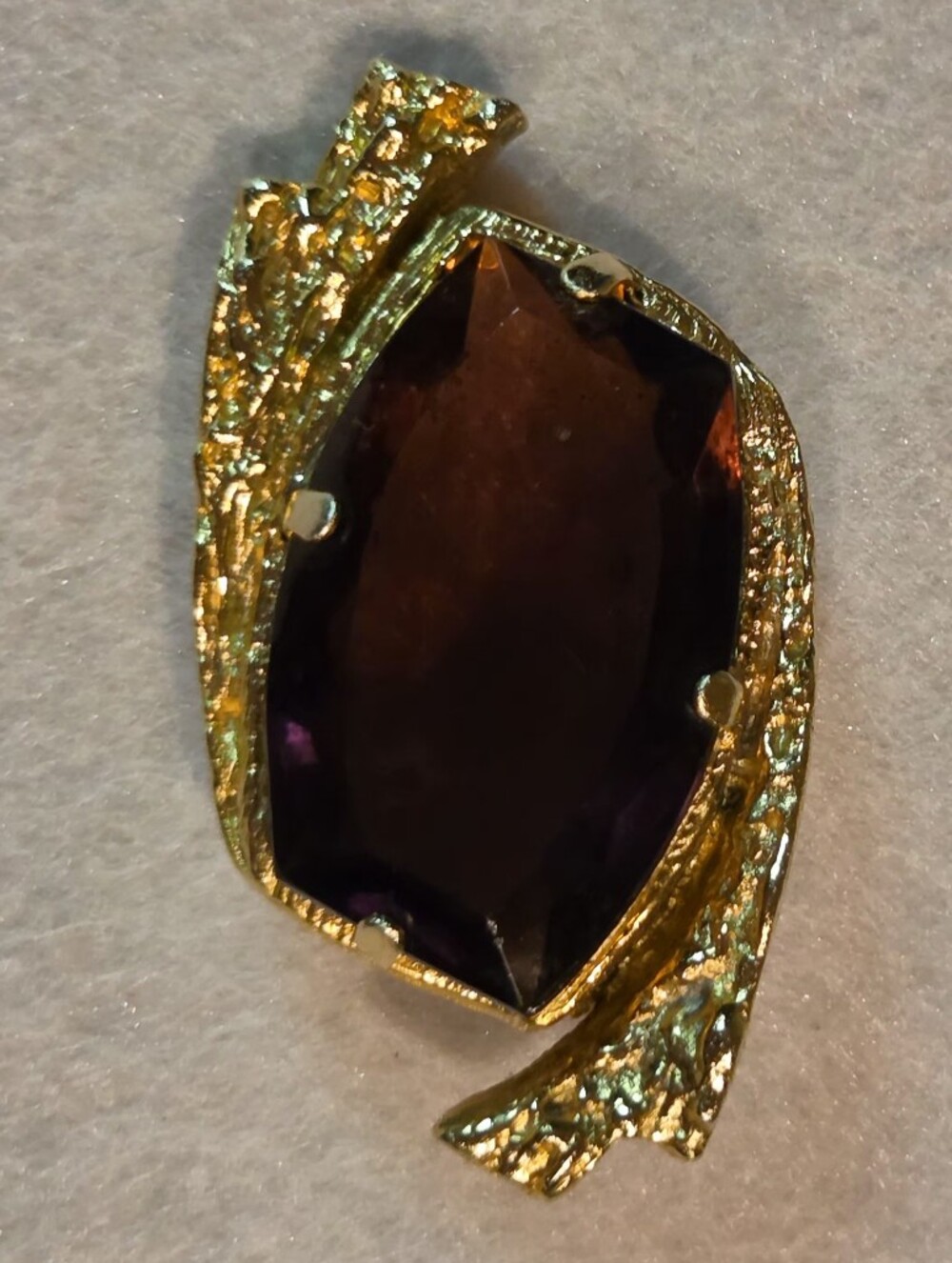 Vintage Gold-Tone Amethyst-Color Marquise Statement Brooch / Pin
